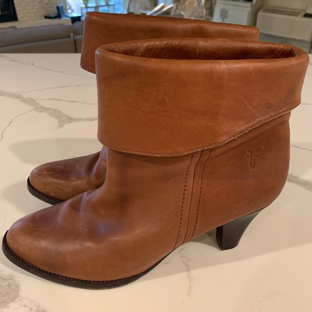Frye Foldover Leather Heel Booties Size 8.5